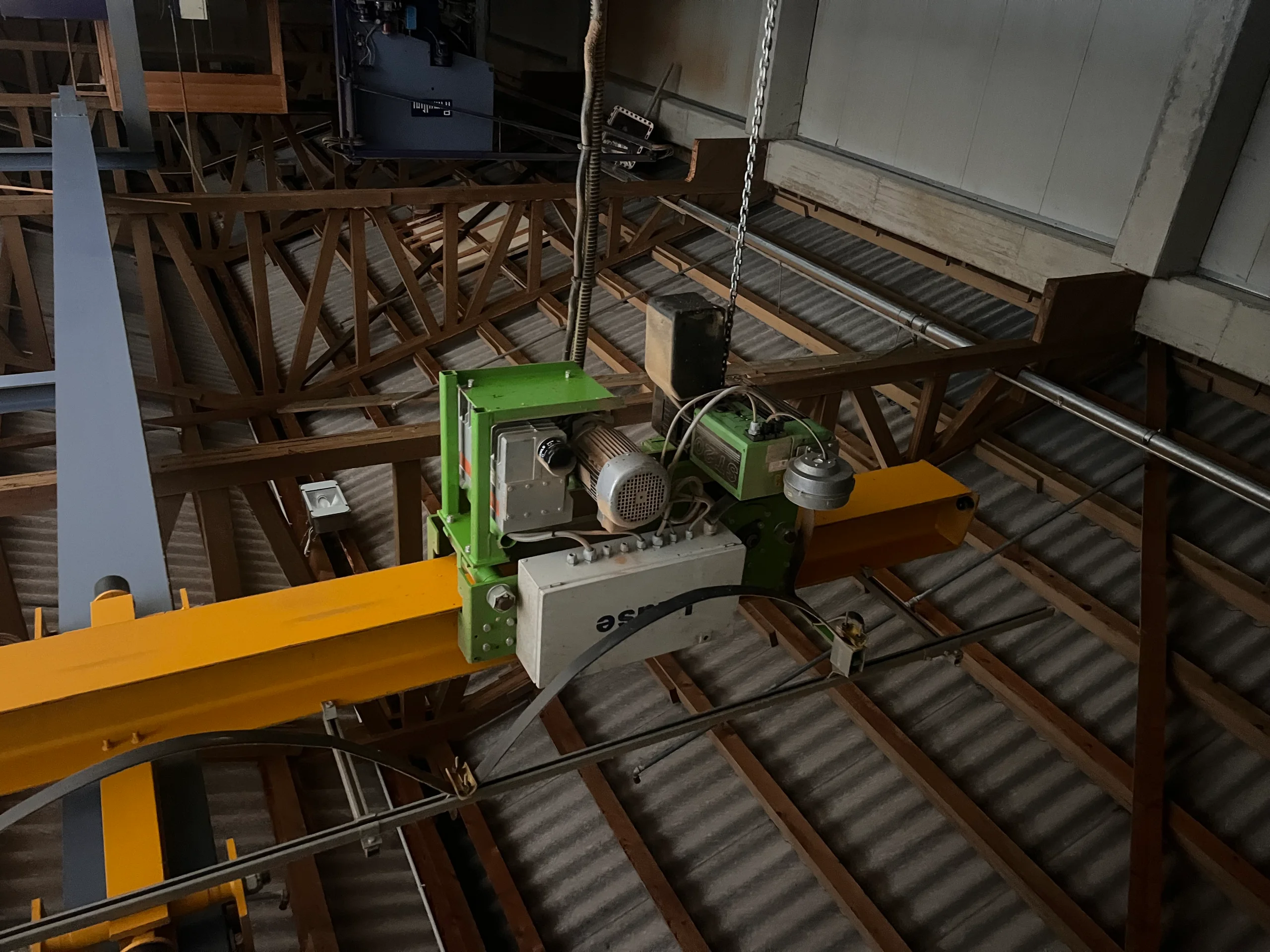 Bandsaw for heavy timber - Image 2