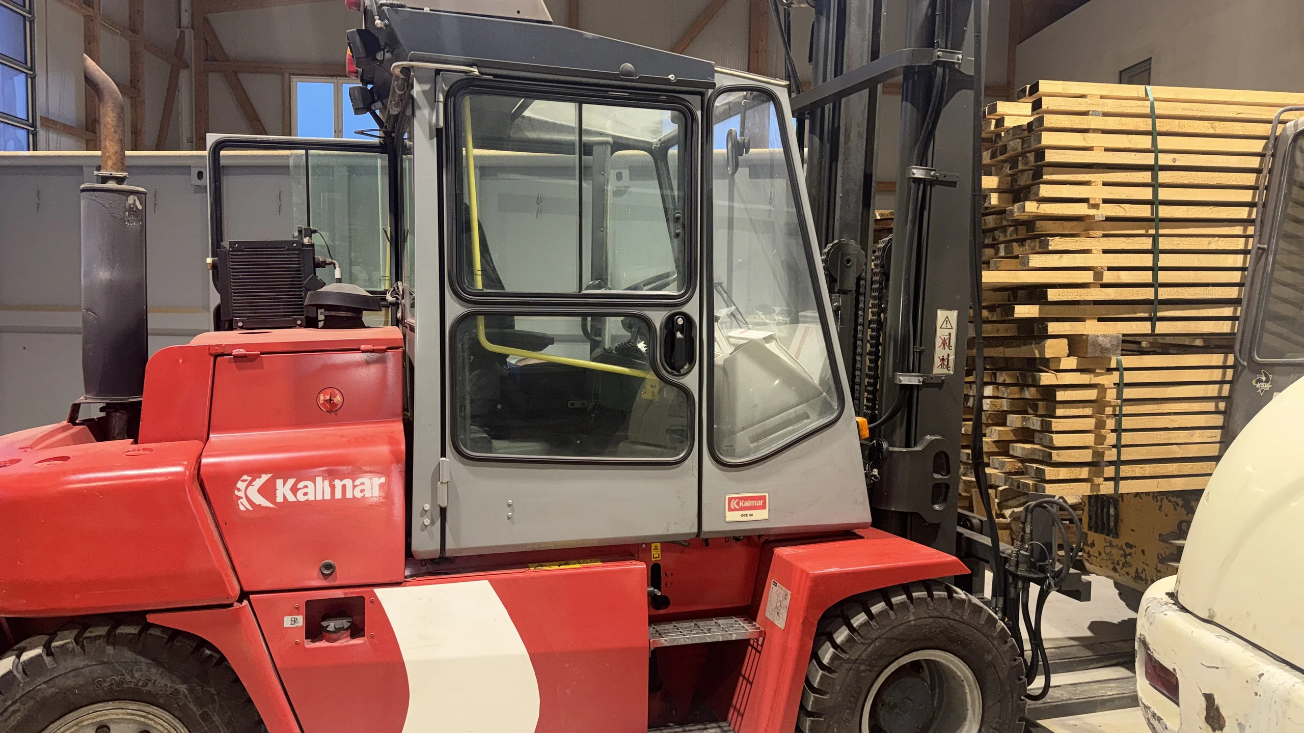 KALMAR DCE 60-6 front loader - Image 2